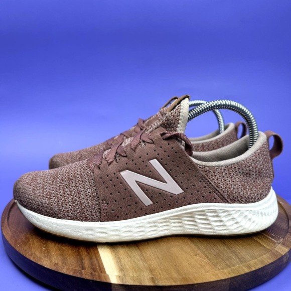 New Balance Shoes - WOMENS NEW BALANCE FRESH FOAM V1 SPORT SIZE 7.5
